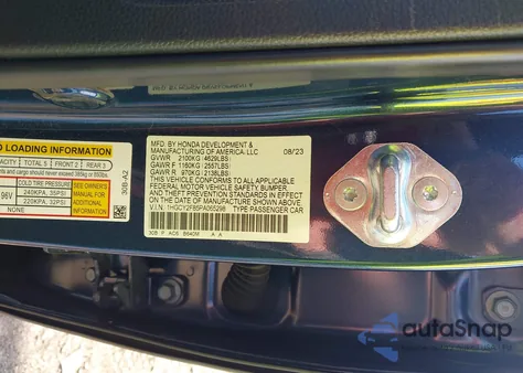 2023 Honda Accord Hybrid Touring z USA, uszkodzony, nr VIN 1HGCY2F85PA065298